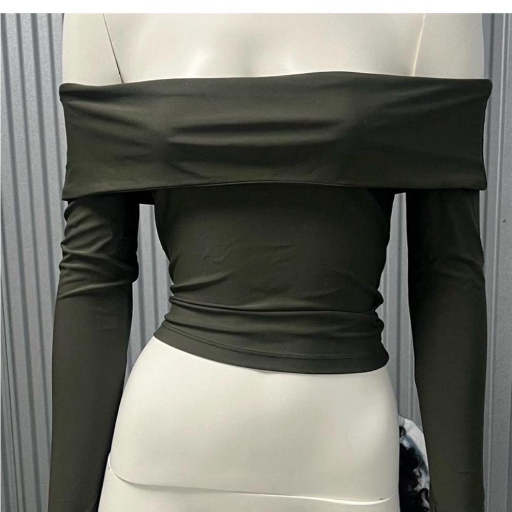 EDIKTED TOP